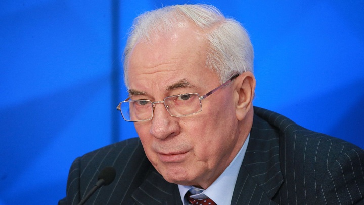 Азаров заявил, что на Украине с детсадовского возраста воспитывают ненависть к русским