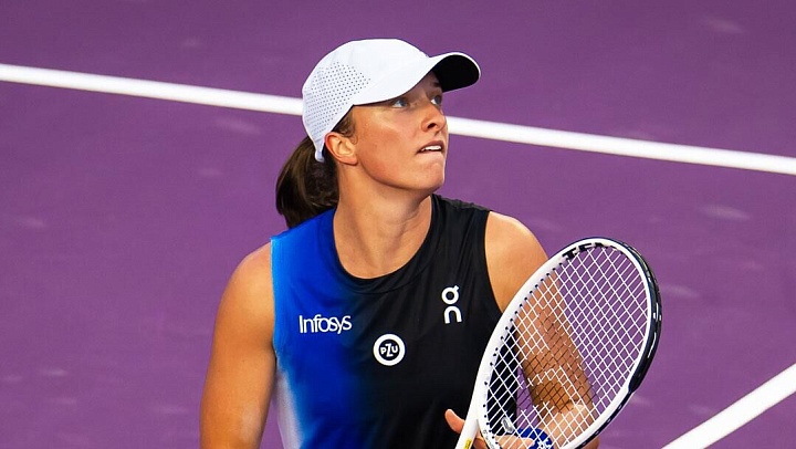 Швентек проиграла в своем стартовом матче на "тысячнике" в Майами