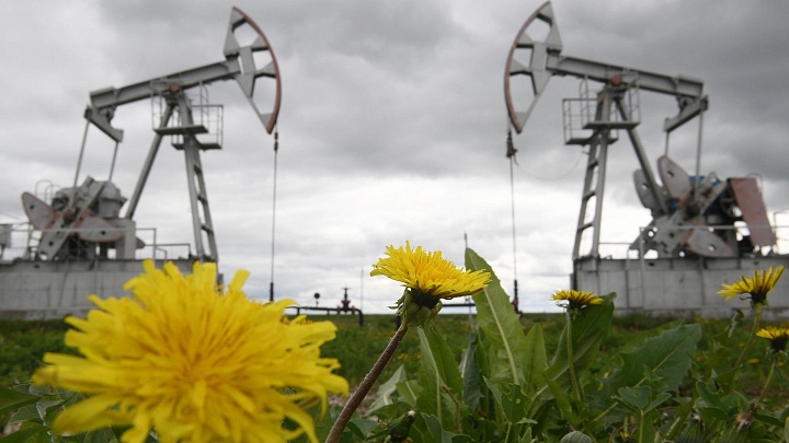 Brent подорожала выше 94 долларов за баррель